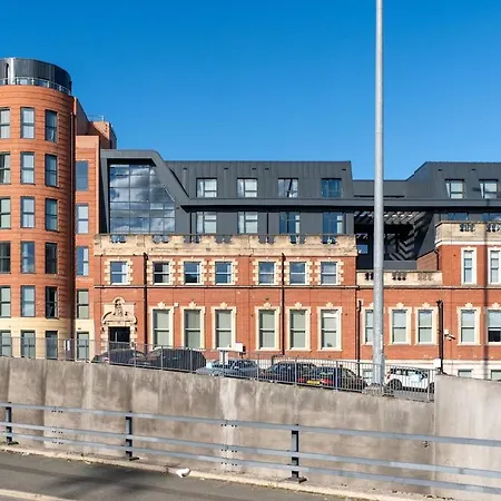 Apartment Contemporary 1-bedroom Apartment, Includes Sofa Bed Leeds (West Yorkshire)