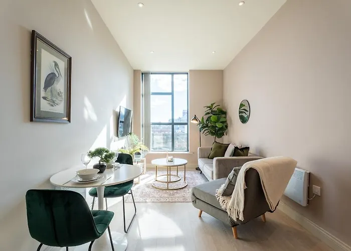 公寓 Contemporary 1-bedroom Apartment, Includes Sofa Bed 利兹